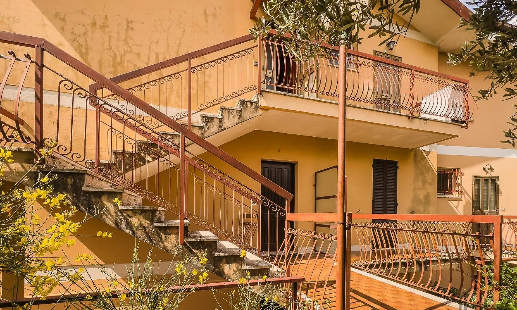 Garden & Sea View - Free Beach Access And Garage - Wifi Varazze Italia